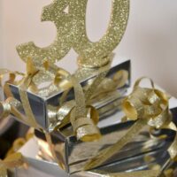 CHIFFRE ANNIVERSAIRE 50 PAILLETÉ OR – Image 3